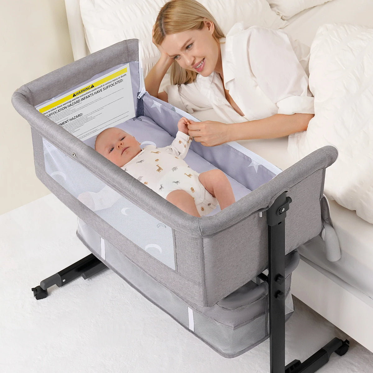 Multifunctional Baby Bedside Bassinet With Adjustable Folding Crib