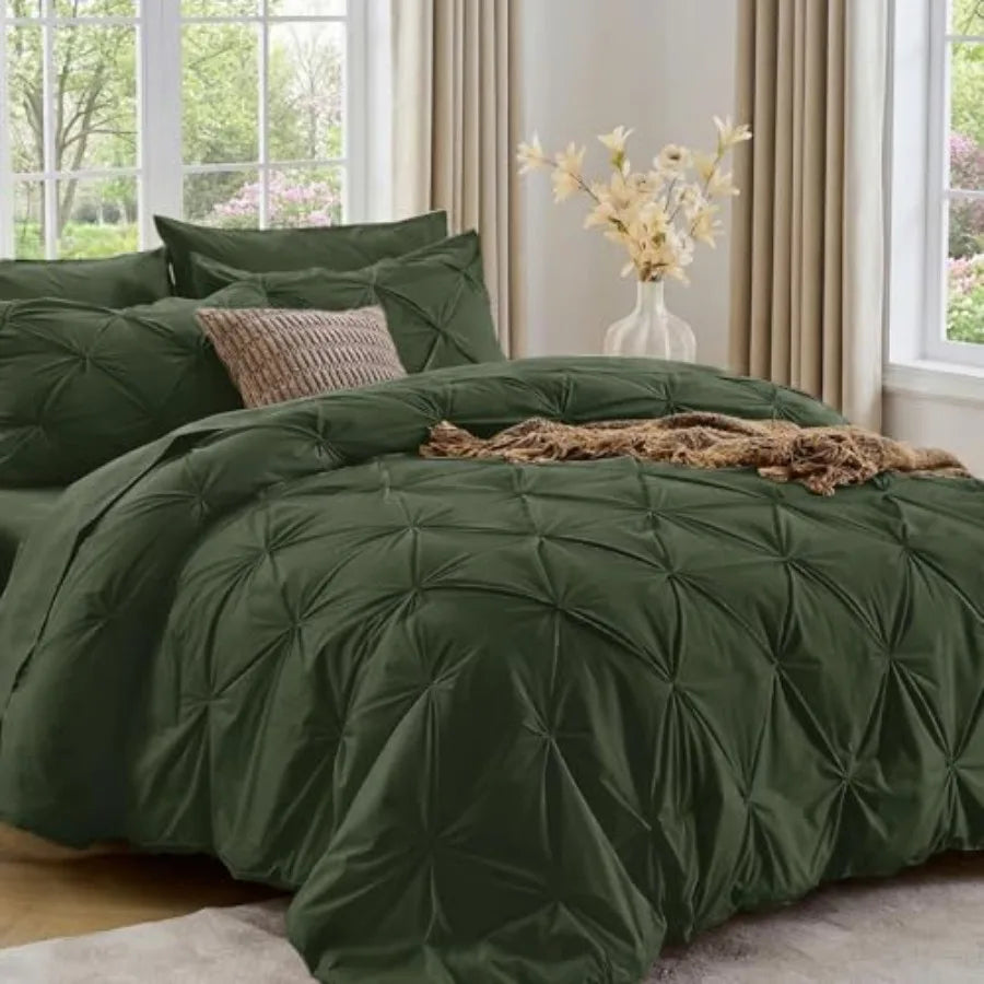 Pintuck All Season Comforter Set 7-Piece Bed in a Bag