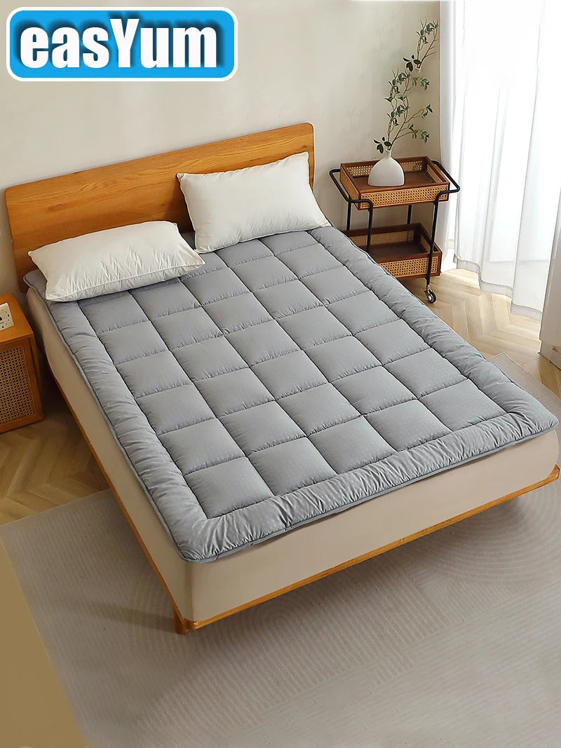 Lightweight Breathable Thin Polyester Mattress Protector
