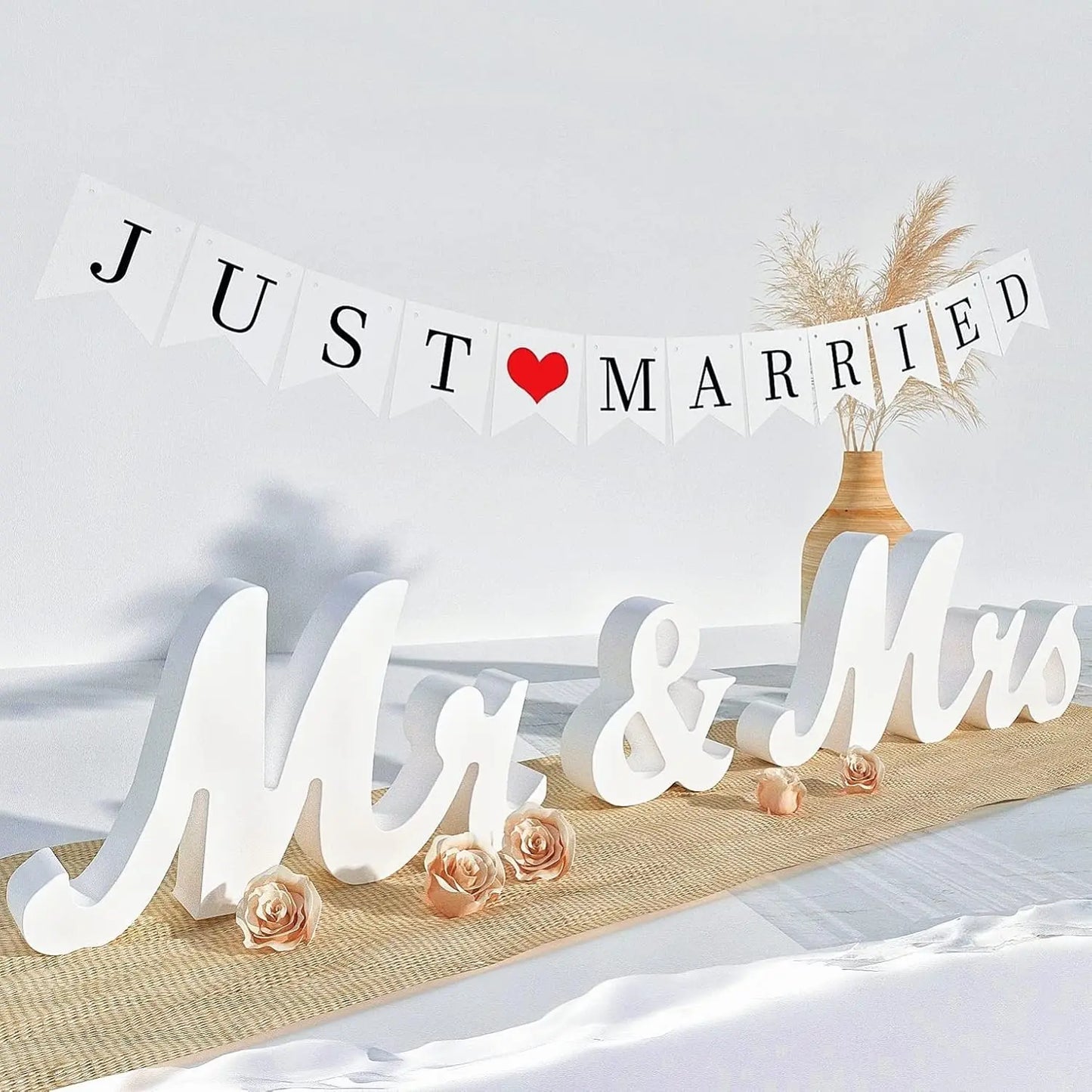 TWISTER.CK Mr and Mrs Wooden Wedding Sign for Tables