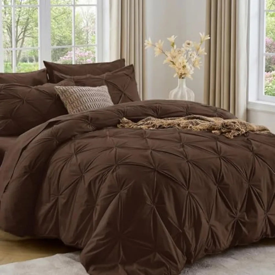 Pintuck All Season Comforter Set 7-Piece Bed in a Bag